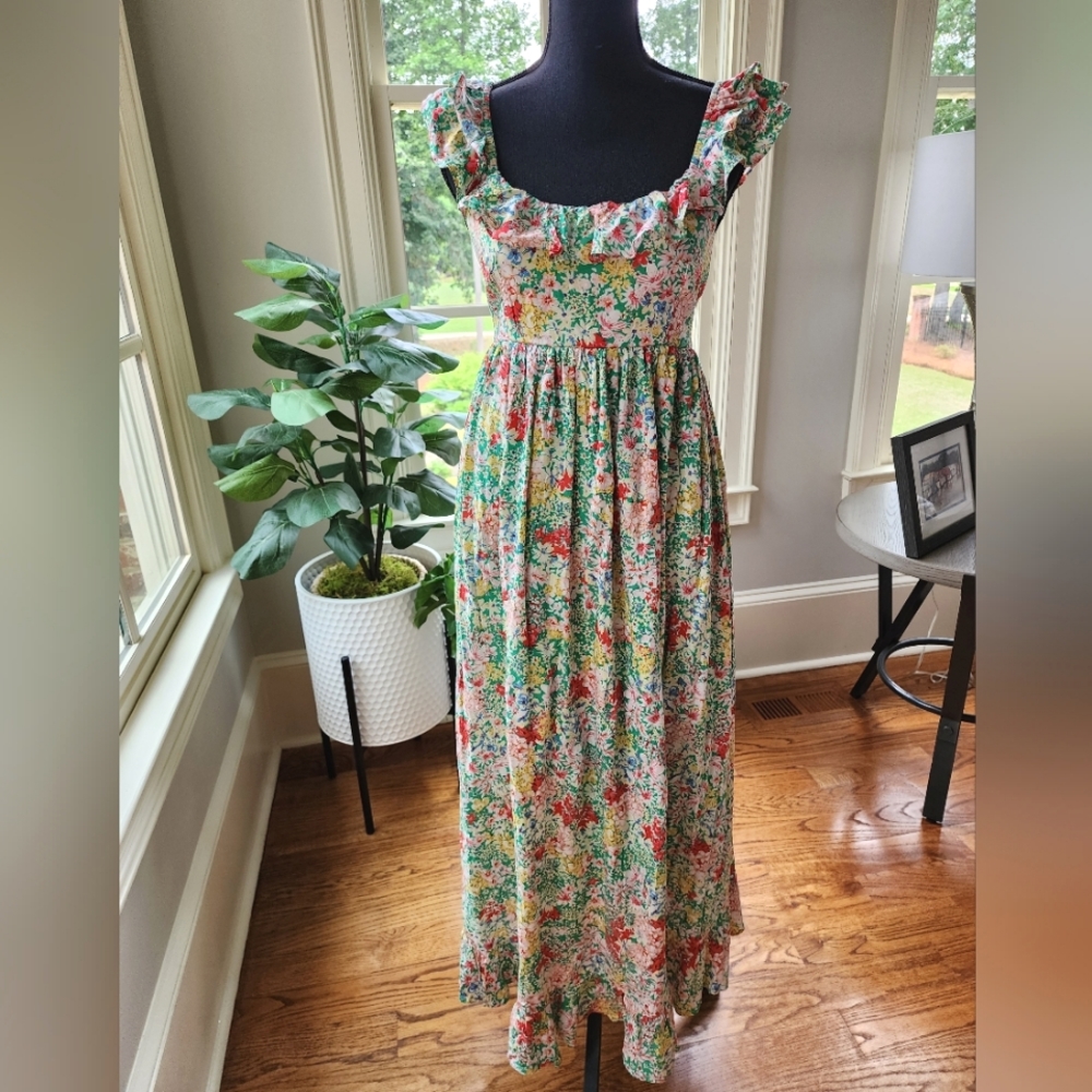 New with tags size L Entro long green & floral print dress